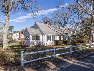 102 Miles St, Harwich Port, MA 02646