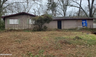1003 Deryll St, Jackson, MS 39212