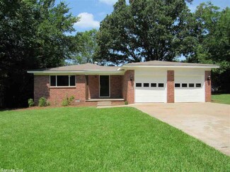 10 Pine Mountain Rd, Little Rock, AR 72223