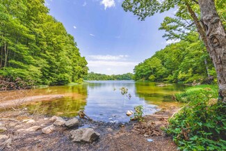 169-170 Gold Dust Dr, Mount Vernon, KY 40456