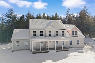 14 Sawmill Ln Unit 27, New Boston, NH 03070