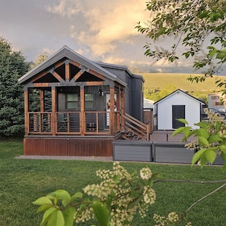 301 Kingfisher Loop, Eureka, MT 59917