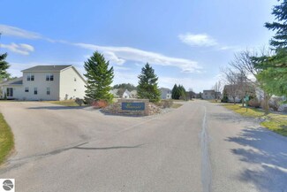 2875 Jade Ln Unit 26, Traverse City, MI 49684