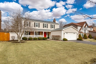 588 Harding Ave, Glen Ellyn, IL 60137