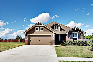 329 E Georgia Terrace, Mustang, OK 73064