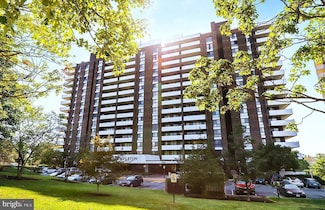 250 S Reynolds St Unit 206, Alexandria, VA 22304