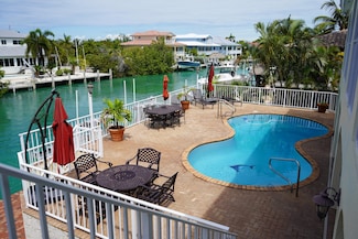 316 E Seaview Dr, Marathon, FL 33050