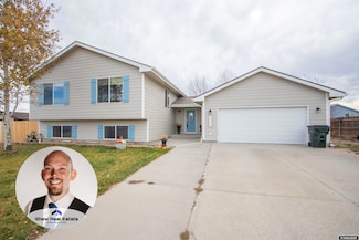 1711 Absaroka Trail, Bar Nunn, WY 82601