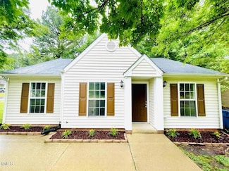 3126 Trinness Dr, Durham, NC 27707