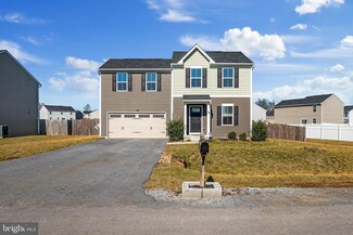 227 Tickseed Ct, Bunker Hill, WV 25413