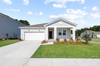 183 Crosstown Ave, Richmond Hill, GA 31324