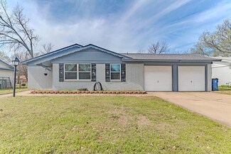 213 NW Jayellen Ave, Burleson, TX 76028