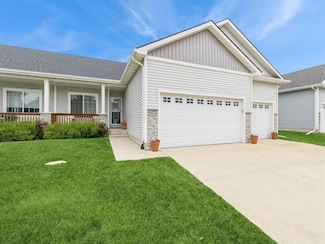 2903 SW School Ln, Ankeny, IA 50023