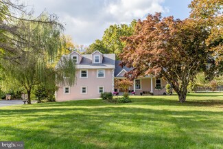 3632 Saint Davids Rd, Newtown Square, PA 19073
