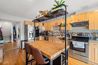 27 Phillips St Unit 27, Quincy, MA 02170