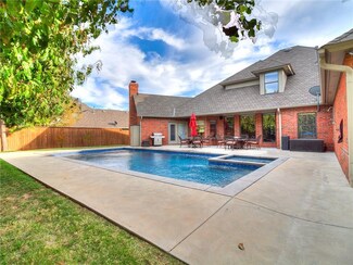 8009 NW 127th Cir, Oklahoma City, OK 73142