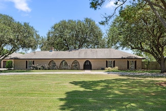 3148 Fm 333 Rd, Garwood, TX 77442