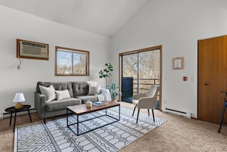 1010 N Sunnyvale Ln Unit K, Madison, WI 53713