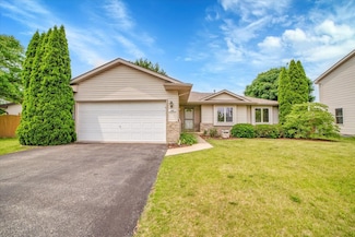 1801 Great Falls Dr, Plainfield, IL 60586