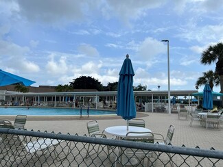 886 Flanders S, Delray Beach, FL 33484