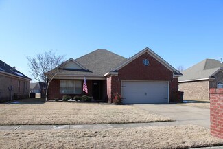 904 Brunetti Ln, Marion, AR 72364