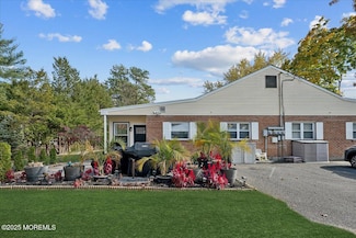 6 C Cypress St, Toms River, NJ 08757