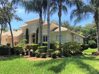 2943 Grey Oaks Blvd, Tarpon Springs, FL 34688