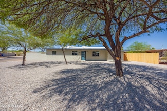 718 S Rosemont Ave, Tucson, AZ 85711