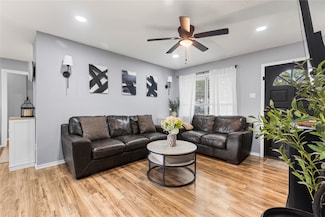 417 Birchwood Cir, Mesquite, TX 75149