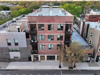 3060 W Armitage Ave, Chicago, IL 60647