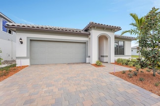 845 SE Courances Dr, Port St. Lucie, FL 34984