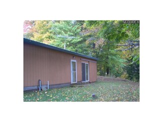 4897 Canada Rd, Mantua, OH 44255