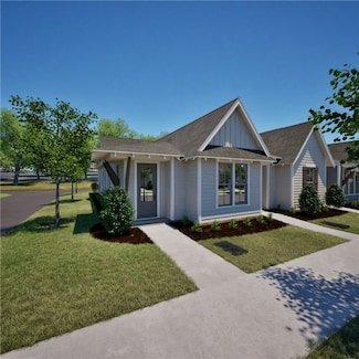 50 Summer St, Opelika, AL 36801