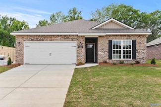 160 River Pointe Dr, New Market, AL 35761