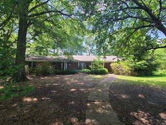 541 Booth Rd, Montgomery, AL 36108