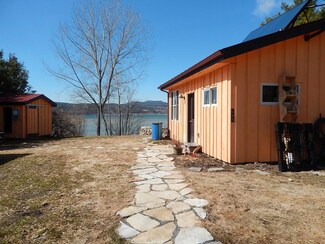 191 Algonquin Dr, Vergennes, VT 05491