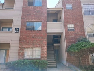 9747 Whitehurst Dr Unit 123, Dallas, TX 75243