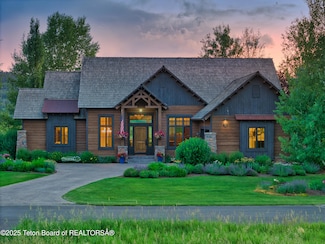 70 Hastings Dr, Victor, ID 83455