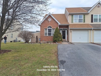 2349 Fernwood Dr, Coplay, PA 18037