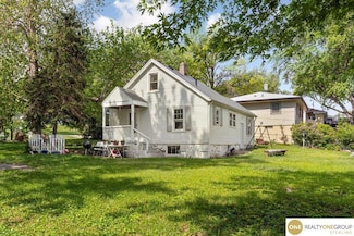 4502 Spring St, Omaha, NE 68106