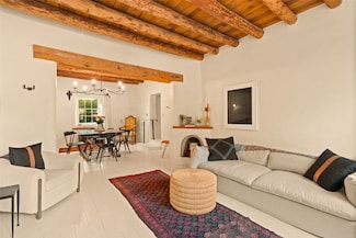 1571 Bishops Lodge Rd, Santa Fe, NM 87506