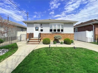 293 Chesterton Ave, Staten Island, NY 10306