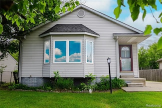 421 Harvey Ave, Pontiac, MI 48341