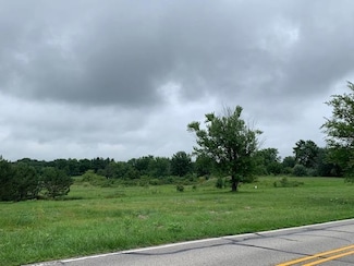 8211 Alexander St, Schererville, IN 46375