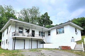 949 William Penn Ave, Johnstown, PA 15906