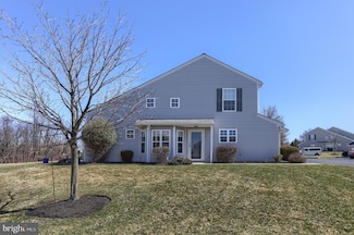 128 Kestrel Ct, Hummelstown, PA 17036