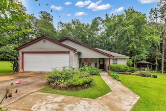 3360 Knob Oaks Dr, Huntsville, TX 77340