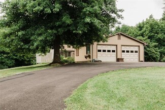 3569 N Hills Rd, Murrysville, PA 15668
