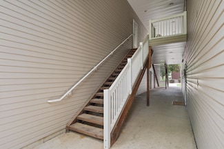 3800 Saddlebrook Place Unit 108, Columbia, MO 65202
