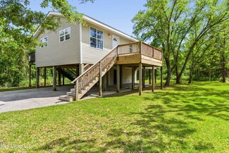 4077 11th Ave, Bay Saint Louis, MS 39520
